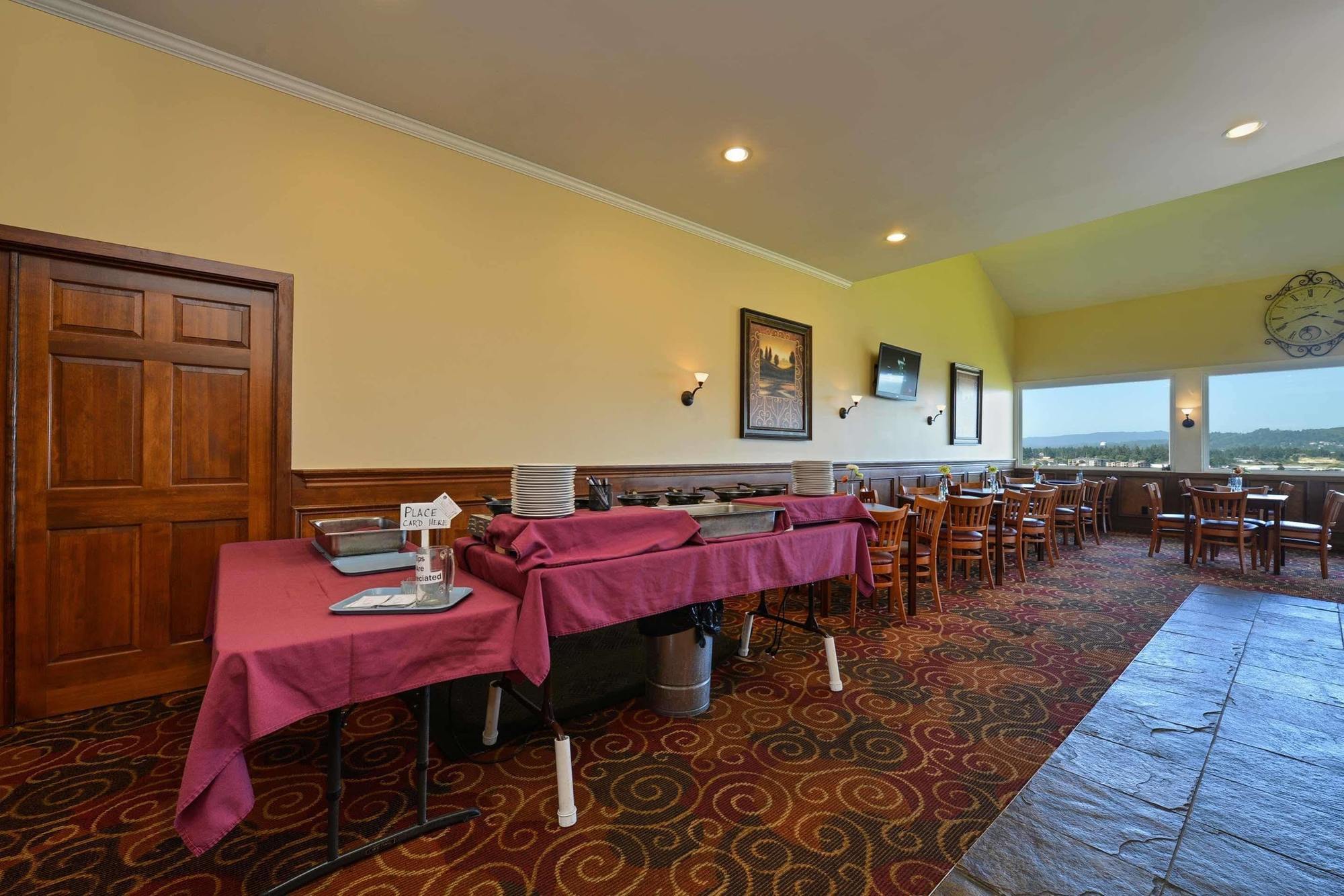 Best Western Pier Point Inn Флорънс Екстериор снимка